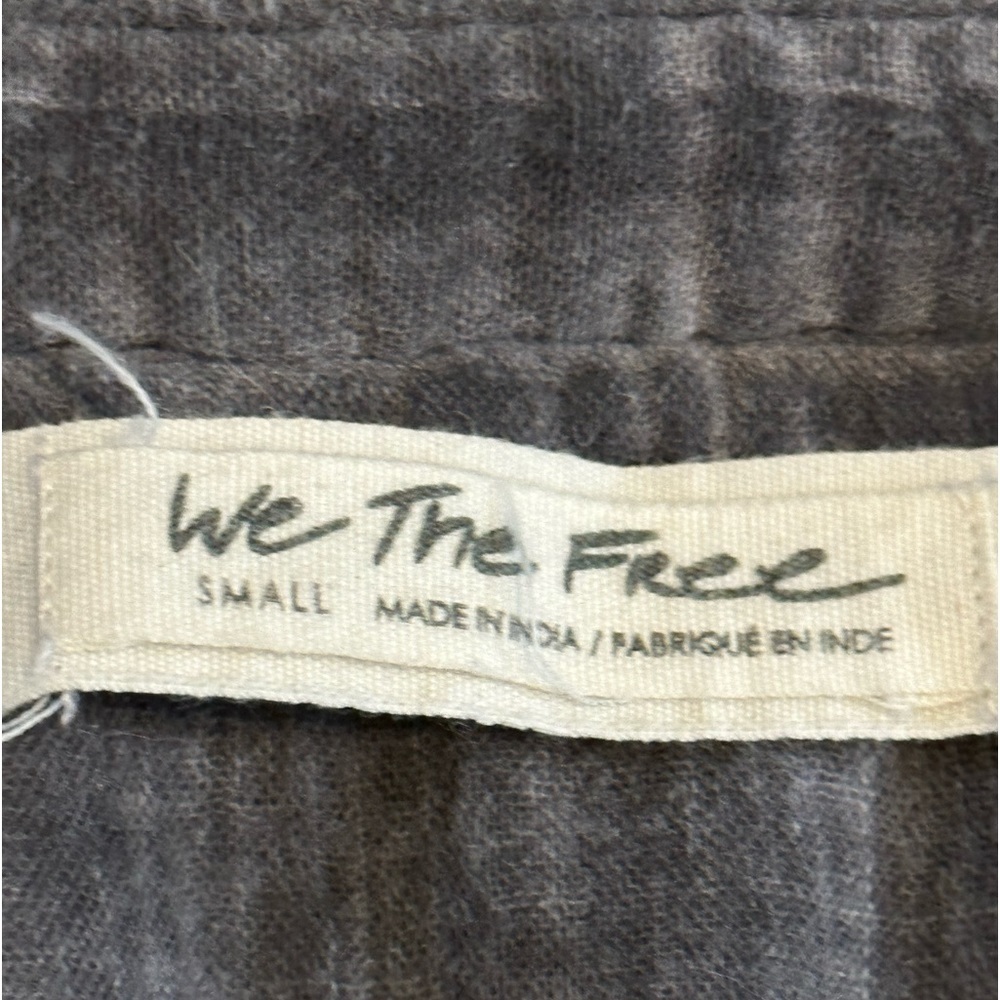We the Free People Top long sleeved distressed oversized raw edges black - small - Picture 3 of 4